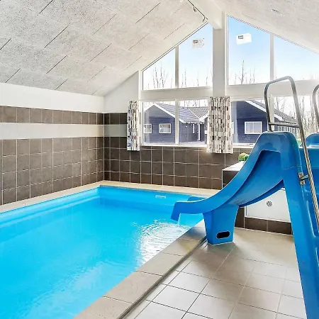 18 Person In Hasselberg