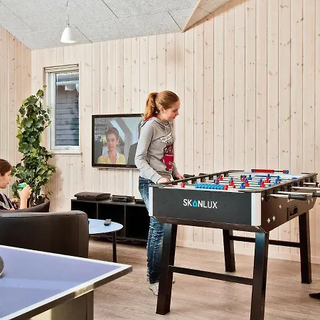 18 Person In Hasselberg Tatil Evi
