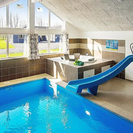 18 Person In Hasselberg Nyaraló