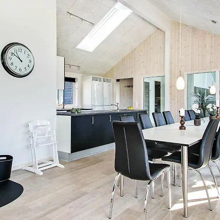 Tatil Evi 18 Person In Hasselberg Kappeln